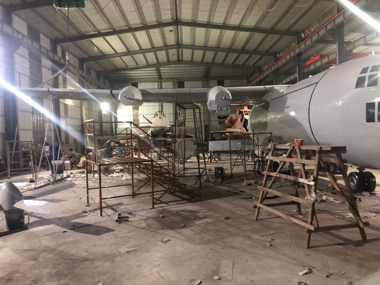大型航空模型制作真的是翱翔藍(lán)天的匠心之作呀！