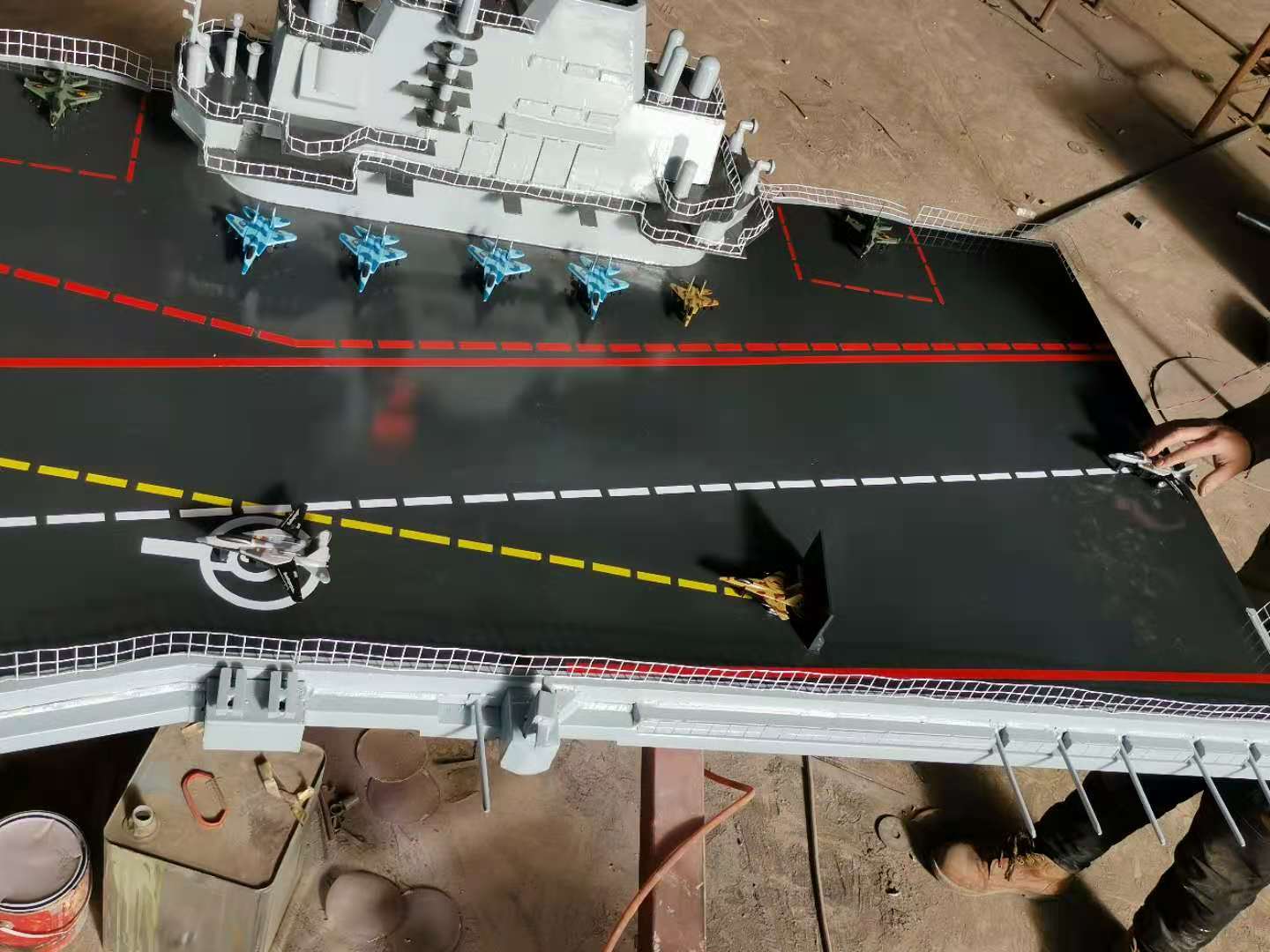 帶大家了解不同的國家常見的大型艦船模型